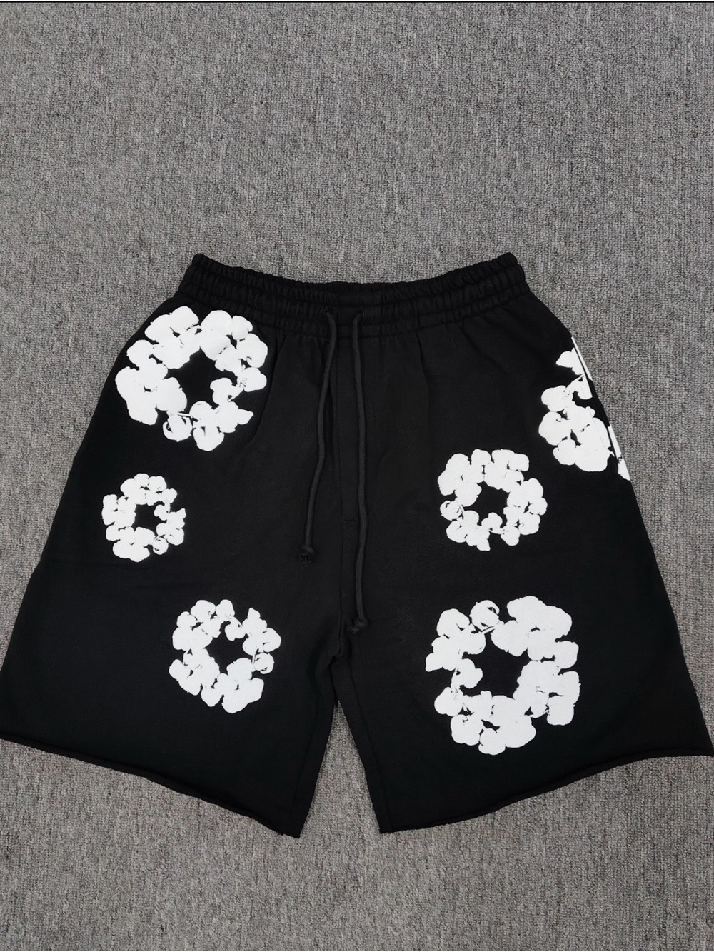 Men's Black Floral Print Drawstring Shorts